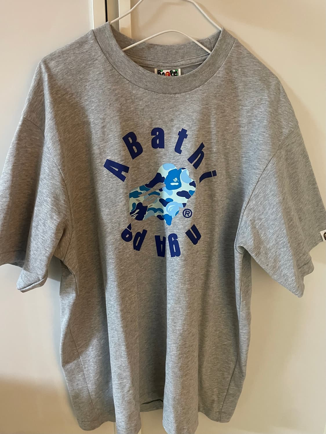 베이프 반팔티 s 상품이미지1