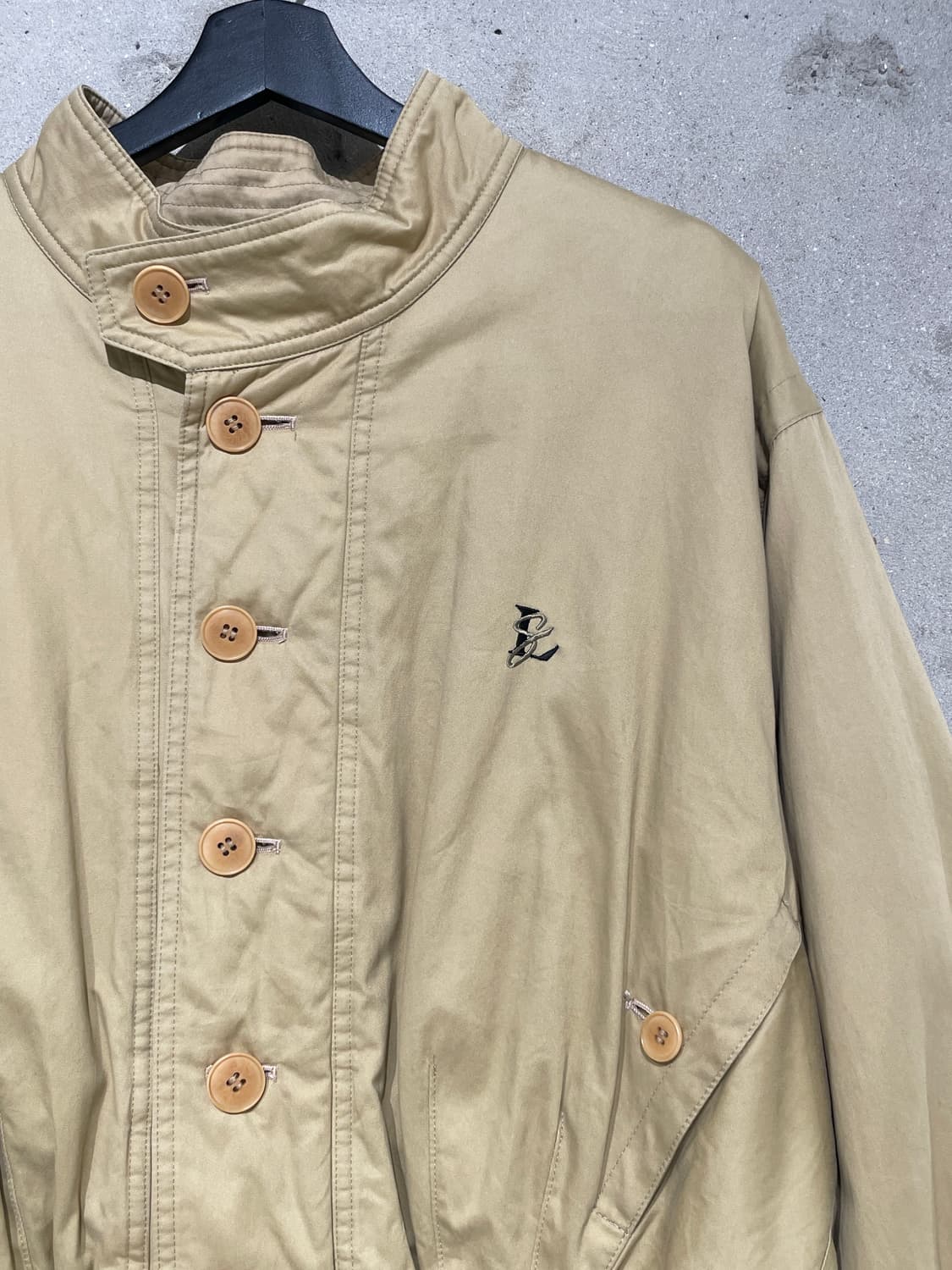 랑방 스튜디오 베이지 LS로고 멀티 버튼 자켓 상품이미지3