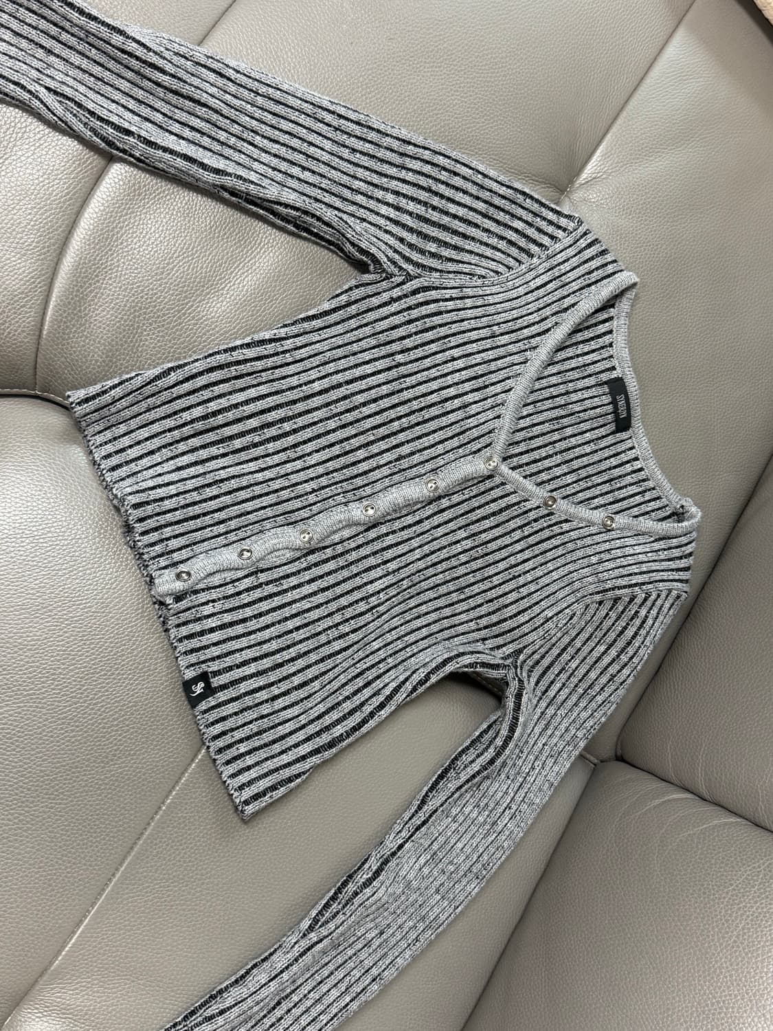 시너진 믹스드 컬러 가디건 그레이 상품이미지4