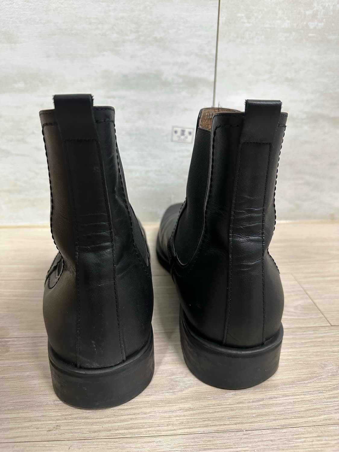 Vero cudio 통창 스퀘어 토 블랙 첼시 가죽 부츠 상품이미지4