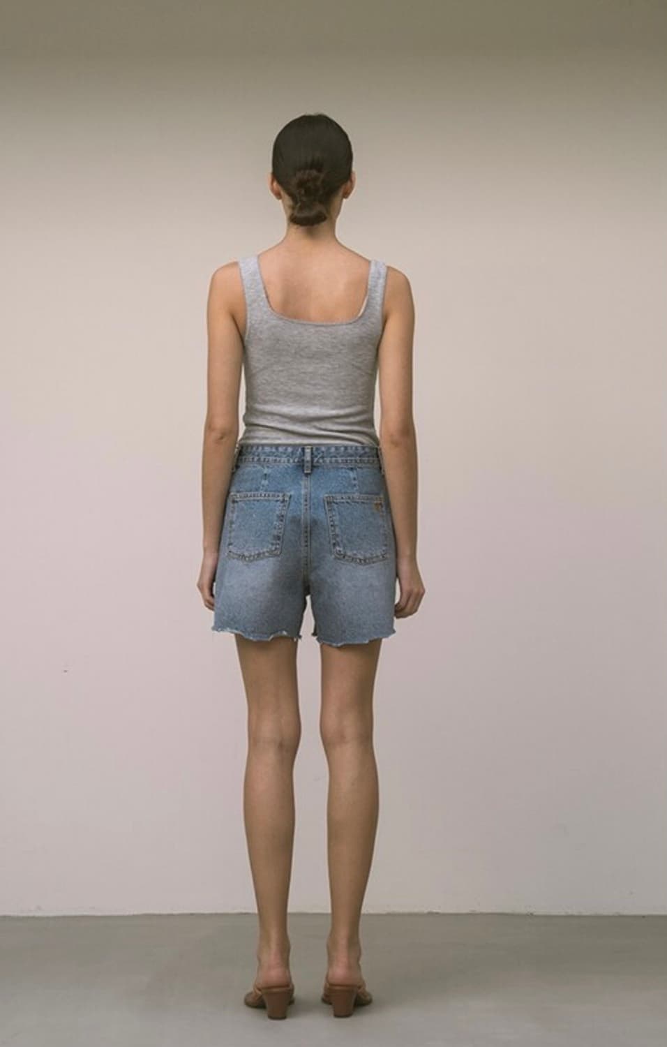 시야쥬 90s 빈티지 데님 숏츠_Medium blue 상품이미지3