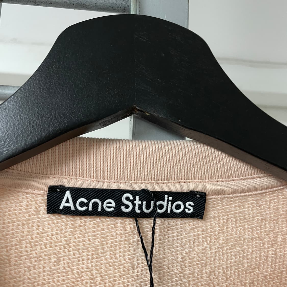 아크네스튜디오 핑크 맨투맨 XS(W) 상품이미지5