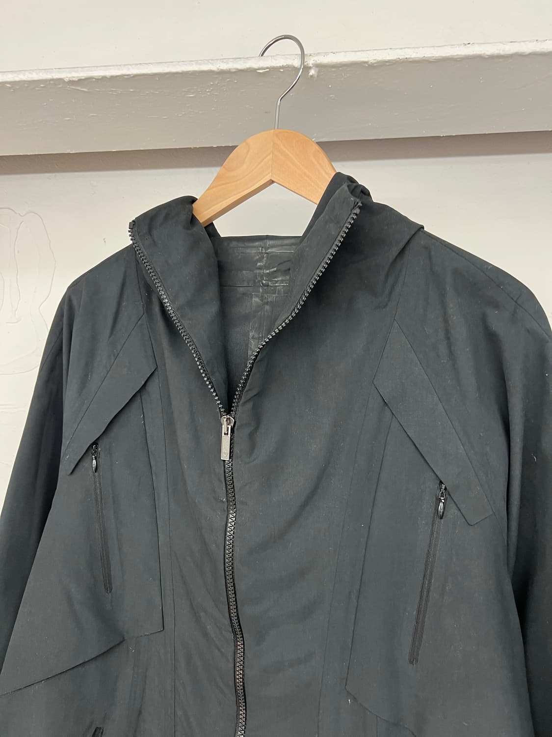 엠포리오 아르마니 테크니컬 집업 파카 상품이미지2