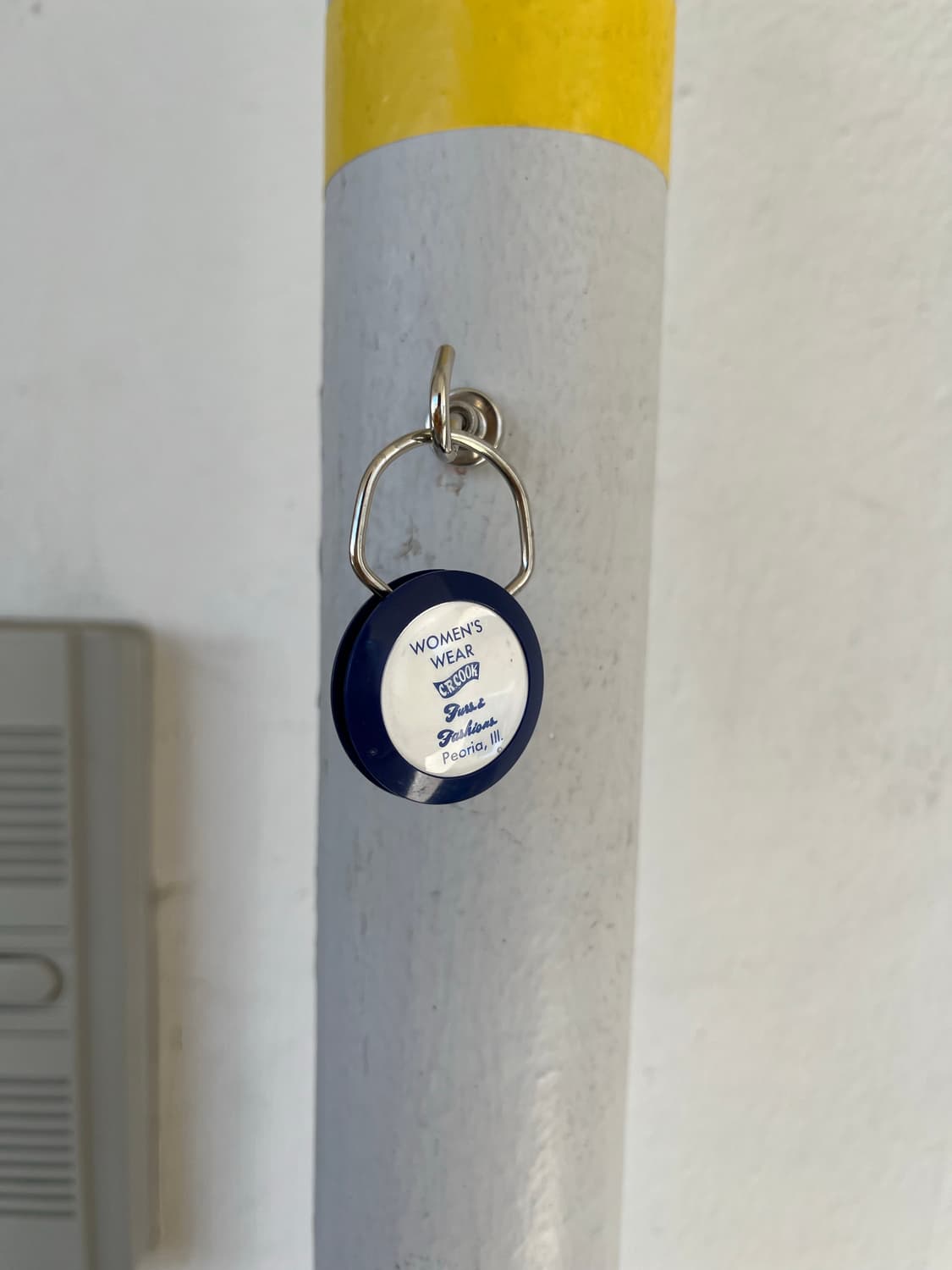 C.R Cook’s Store Promo Keyring 상품이미지1