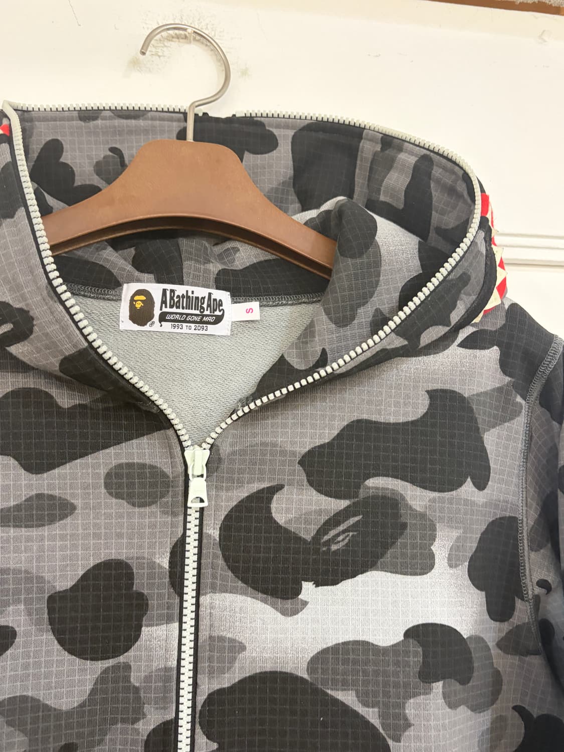 딱붙핏!! 베이프 흑계 샤크 후드 야광! 상품이미지5