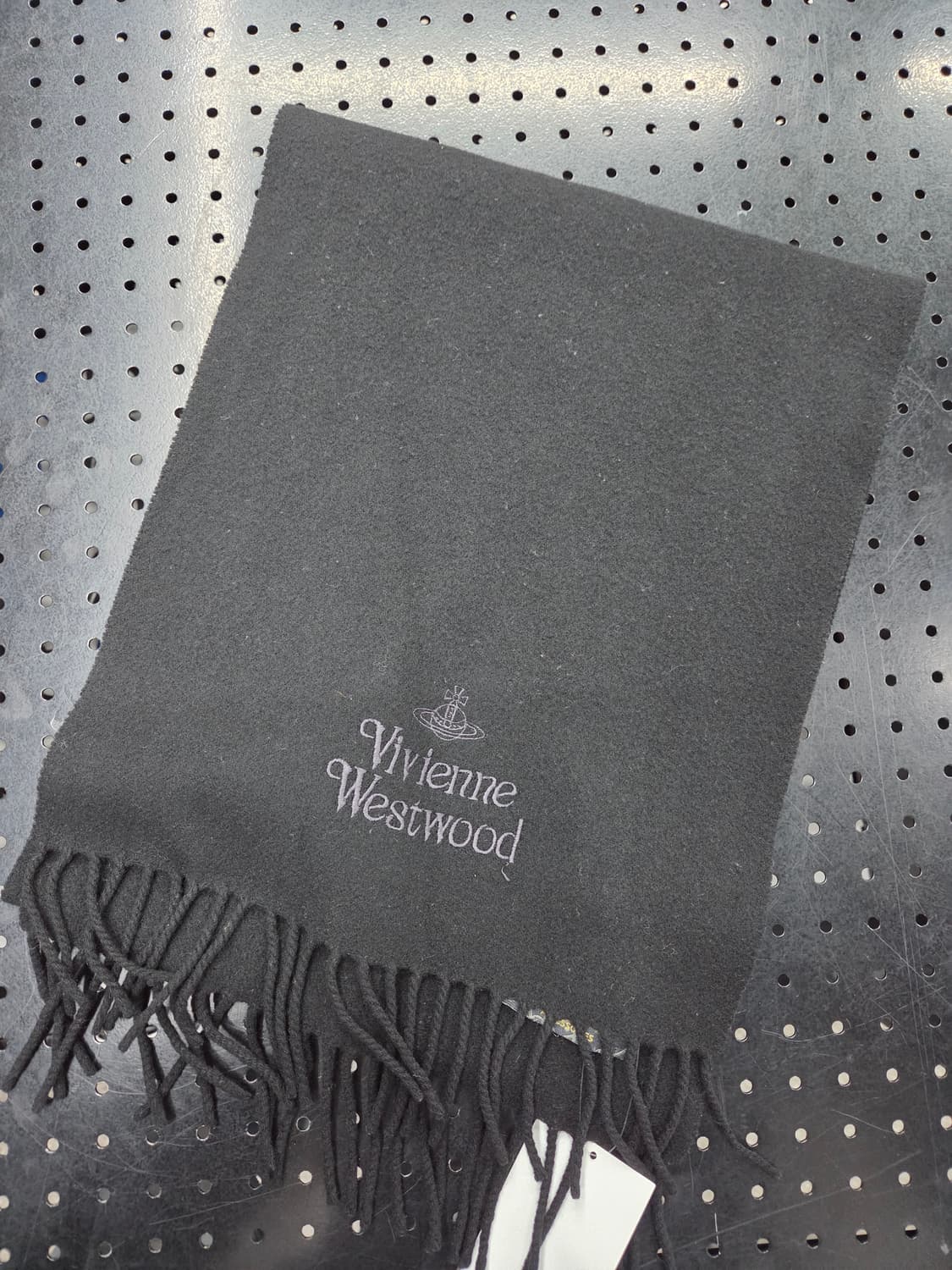 비비안웨스트 우드 목도리 블랙 상품이미지1