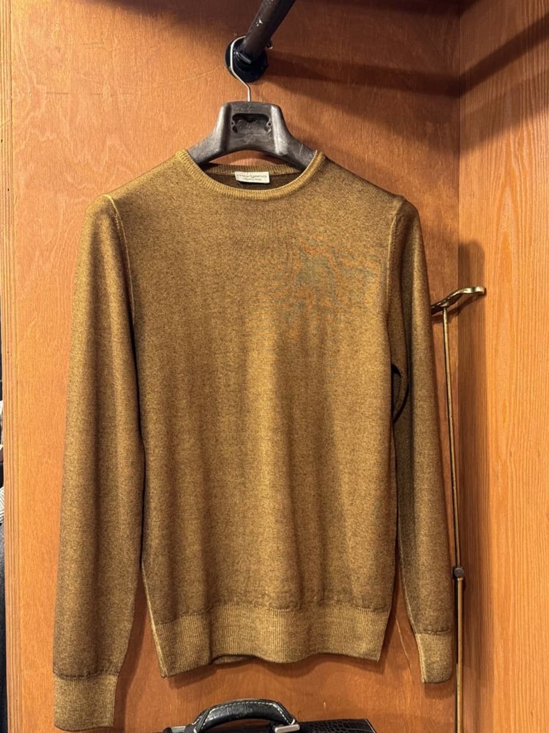 모르가노 크루넥 니트 상품이미지1