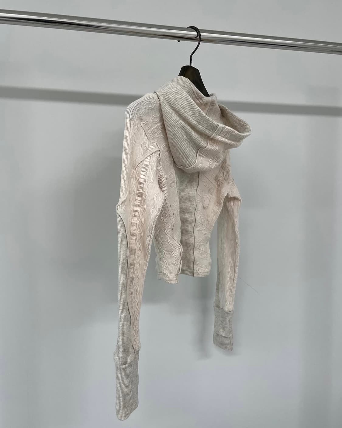 [제니 착용] HYEIN SEO crop hoodie 혜인서 후드티 상품이미지4