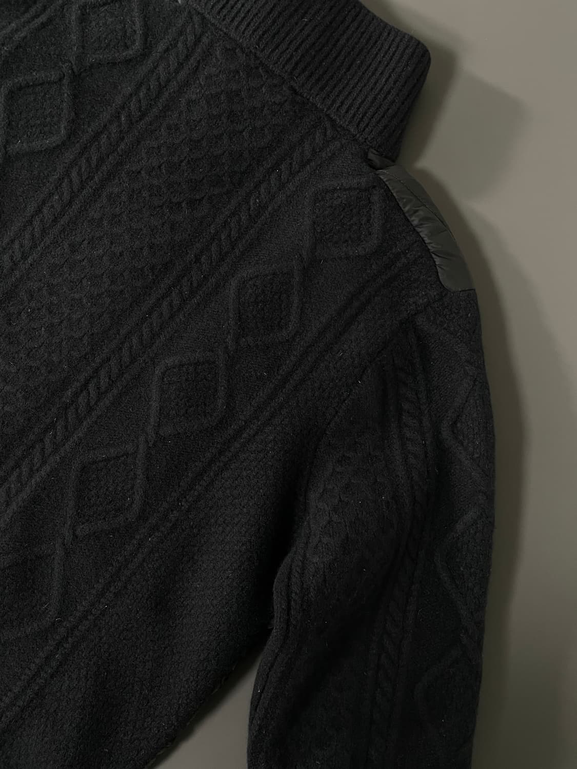 [L] 몽클레어 케이블 니트 집업 패딩 가디건 상품이미지7