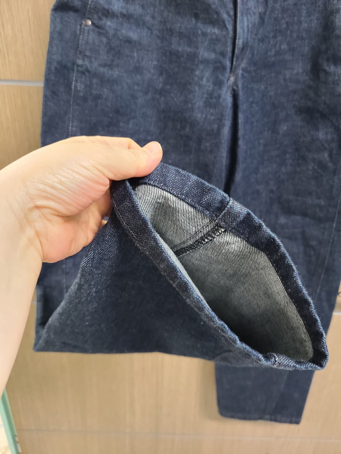 르메르 진청 트위스트 데님 바지 상품이미지4