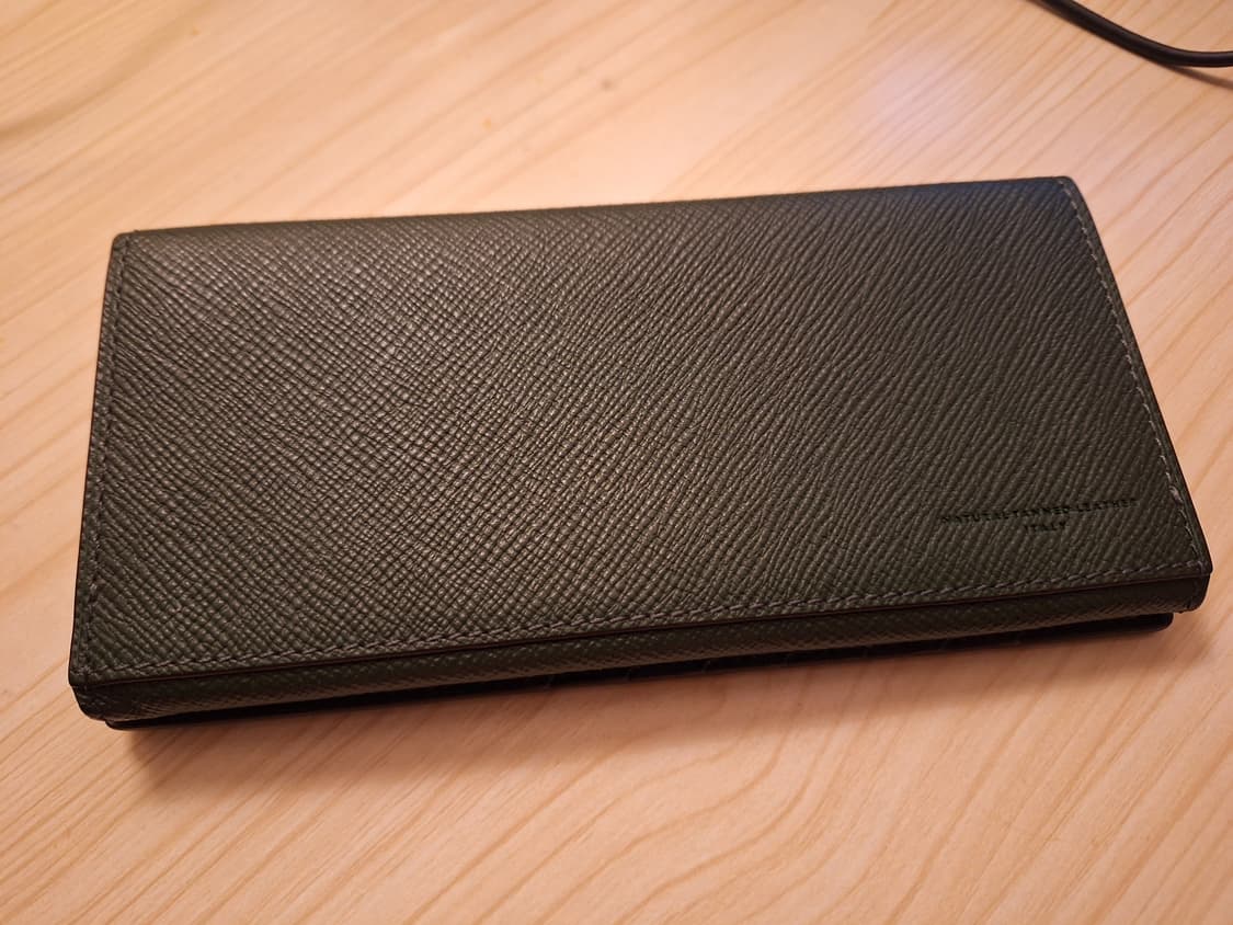 타케오 키쿠치 그린컬러 가죽 장지갑 판매합니다 상품이미지2