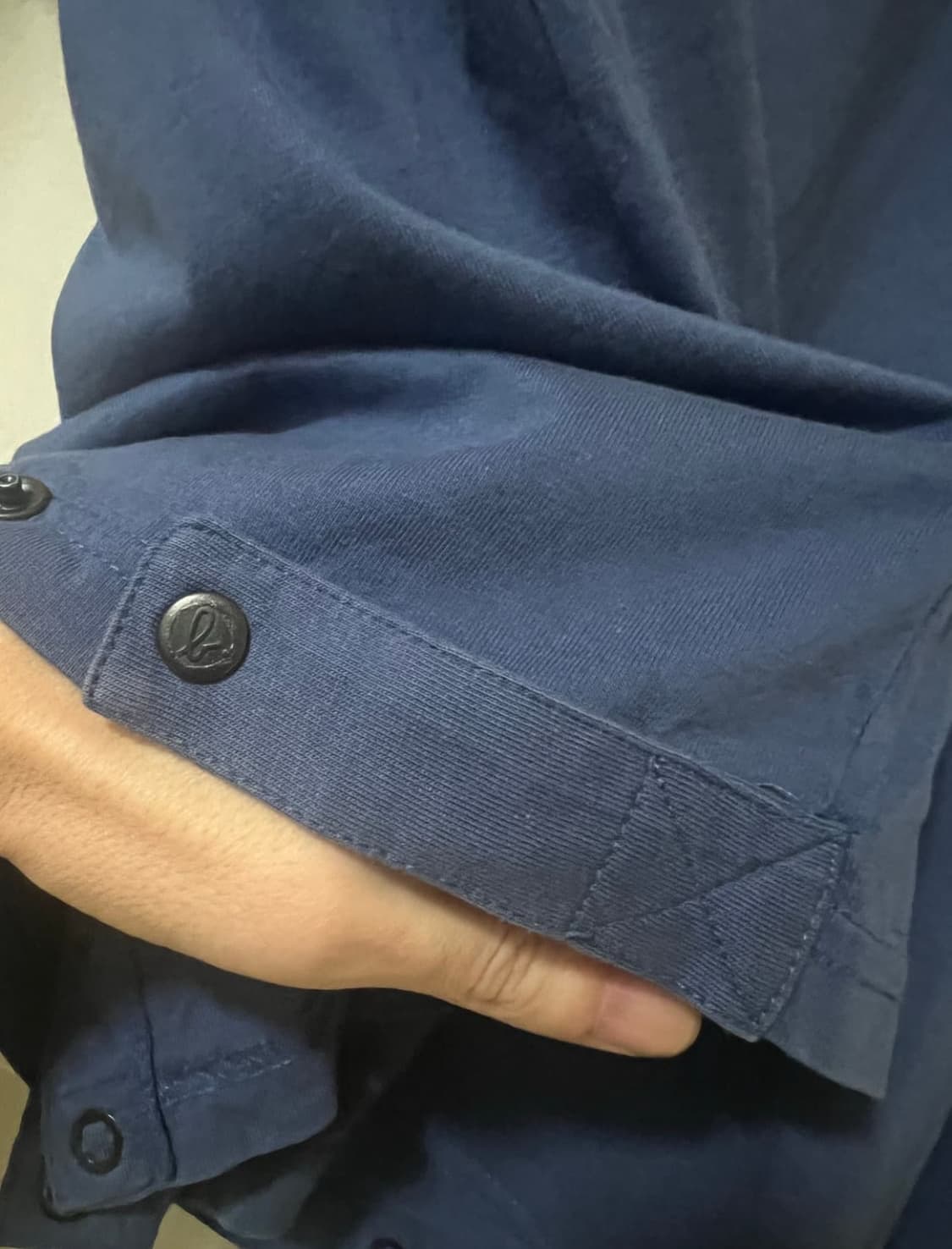 아그네스 B 버튼 가디건 상품이미지6