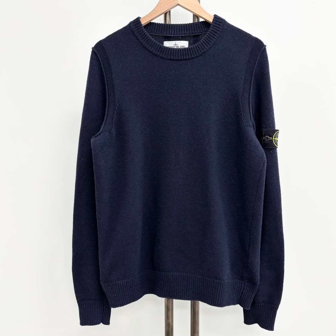 [M]스톤아일랜드 와펜패치 니트 상품이미지1