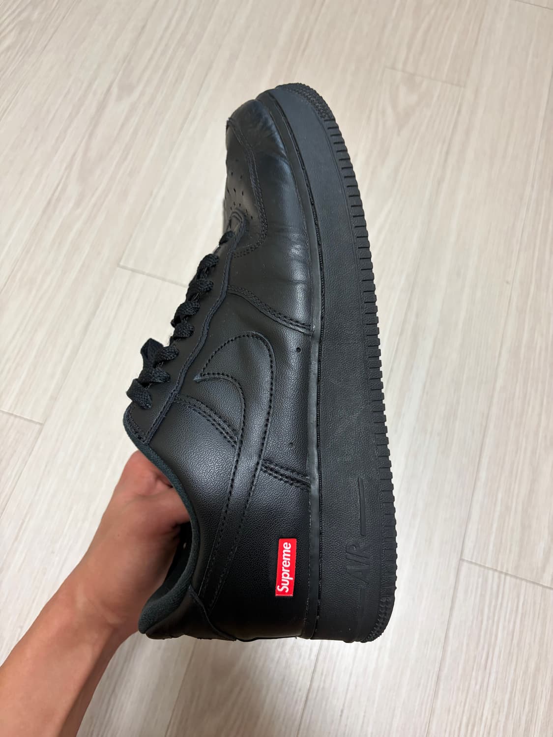 나이키 슈프림 에어포스1 블랙 상품이미지2