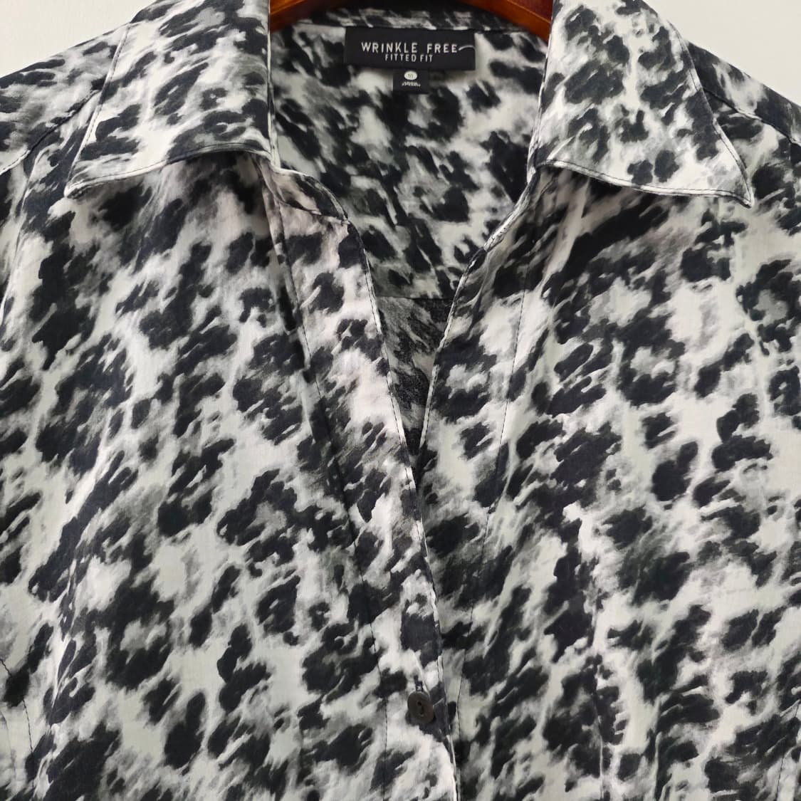 FOXCROFT 블랙&화이트 링클프리 코튼 셔츠 상품이미지5