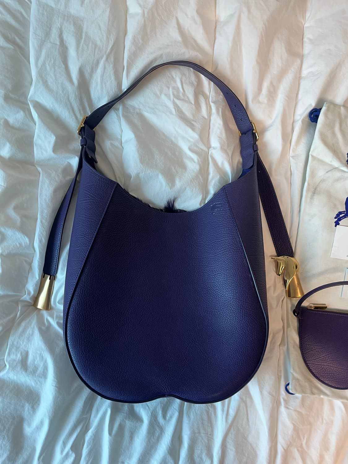 버버리 미디엄 백 정품(다니엘리) 상품이미지4