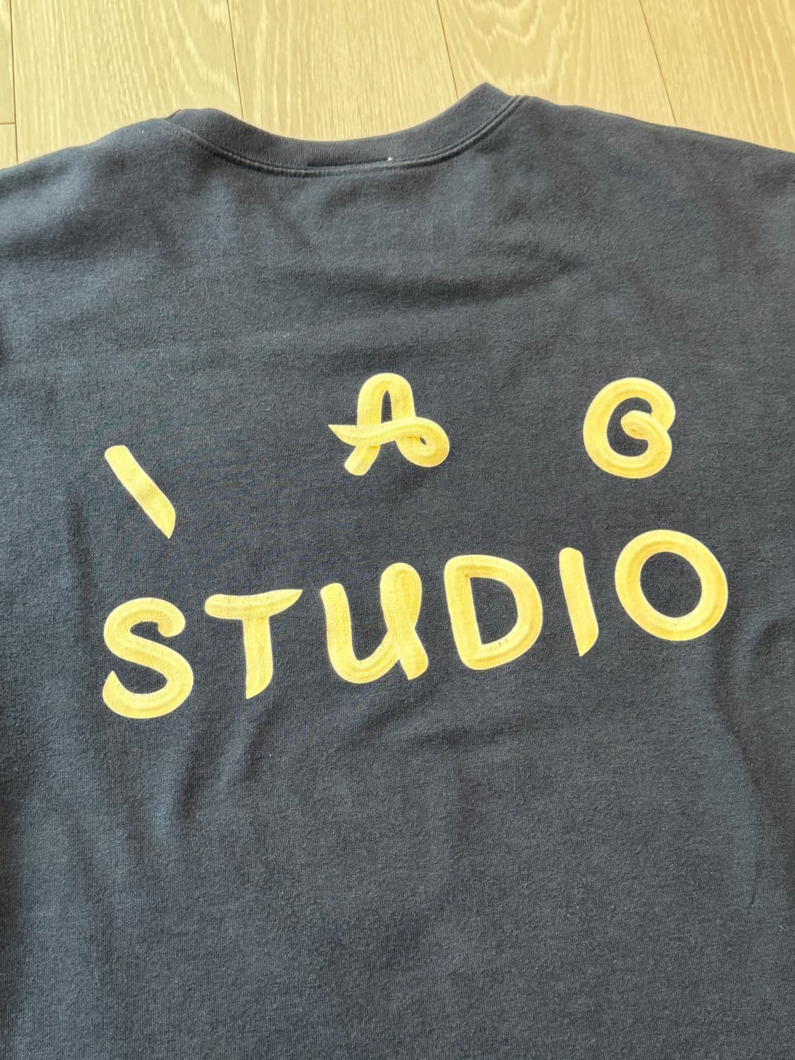 아이앱 스튜디오 x 오뚜기 반팔 티셔츠 네이비 상품이미지4