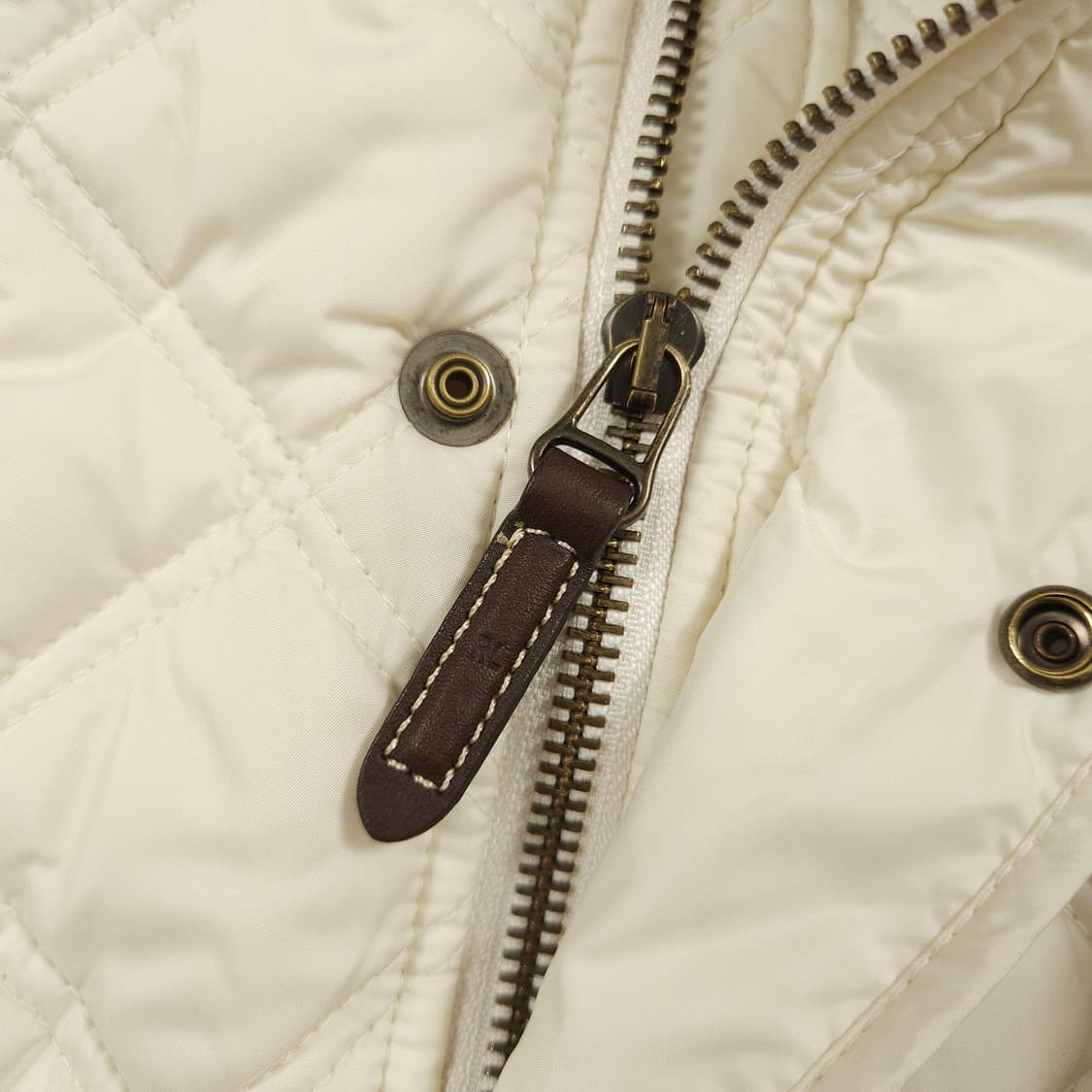 (여성S)폴로랄프로렌 퀄팅 베스트 아이보리 상품이미지4