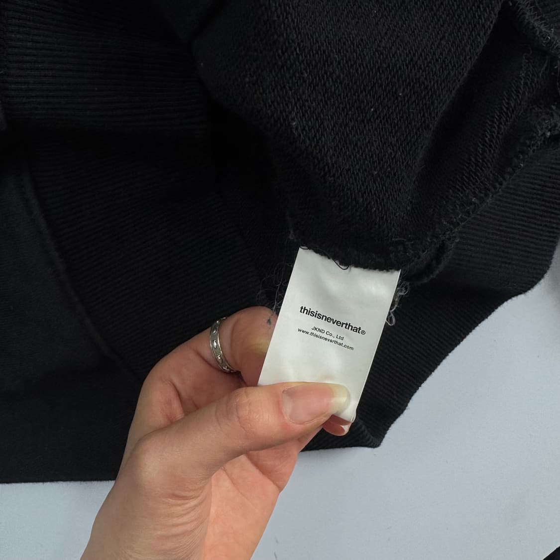 Thisisneverthat 디스이즈네버댓 블랙 후드티 상품이미지6