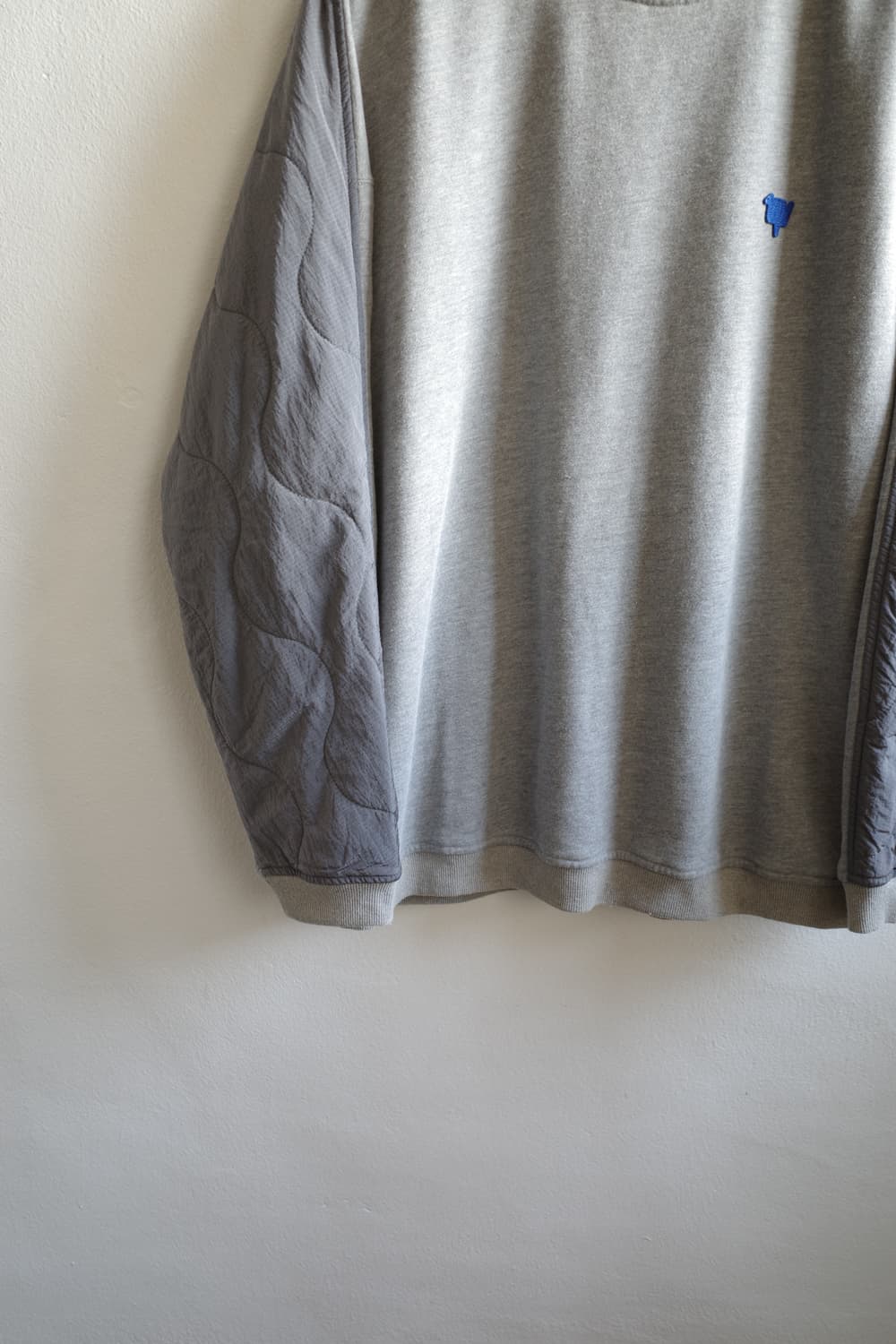 리버레이더스 퀼티드 스웻셔츠 상품이미지3