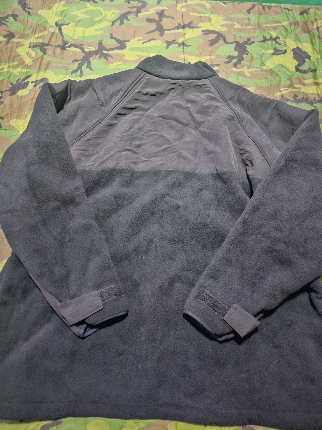 미군오리지날 300폴라텍 미사용신품 XL 상품이미지5