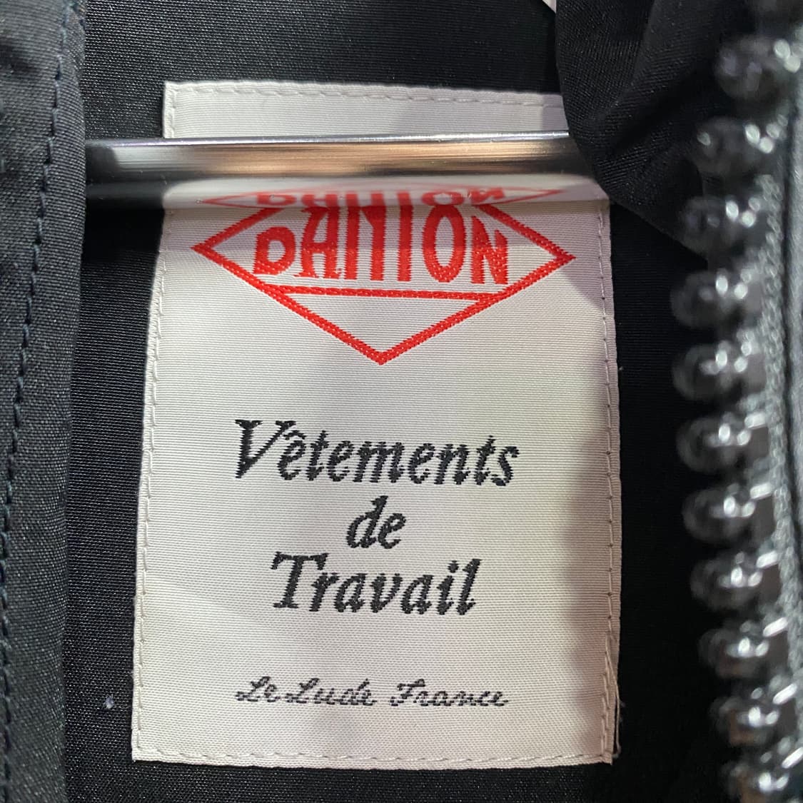 단톤 자수로고 투웨이 블랙 다운 롱패딩 B3563 상품이미지4