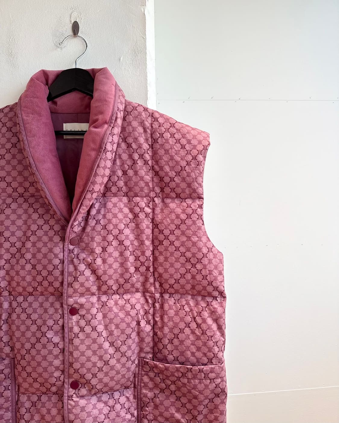 셀린느 핑크 트리오페 마카담 다운 베스트 자켓  상품이미지5