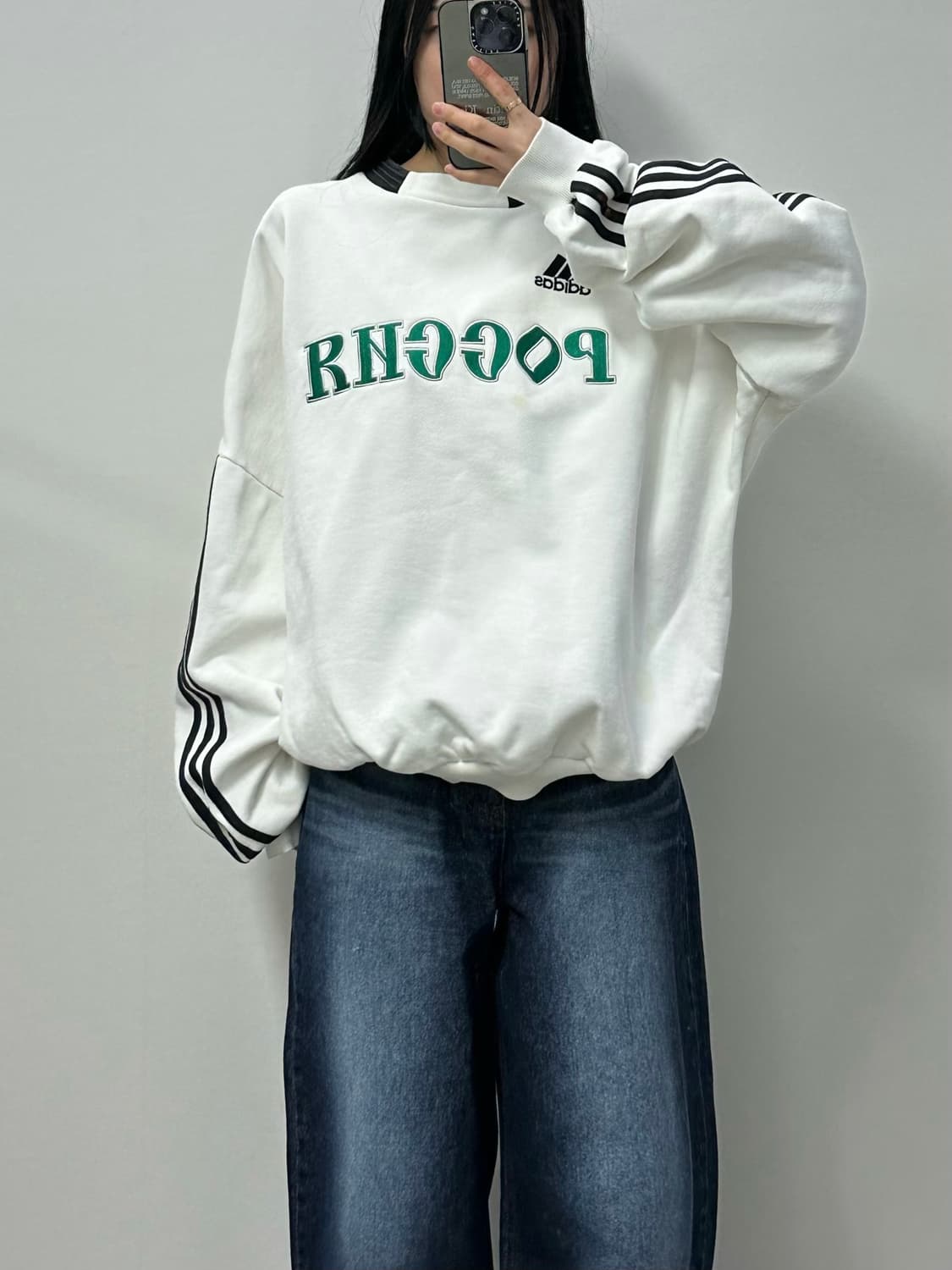 아디다스 고샤 루브친스키 화이트 맨투맨 상품이미지1