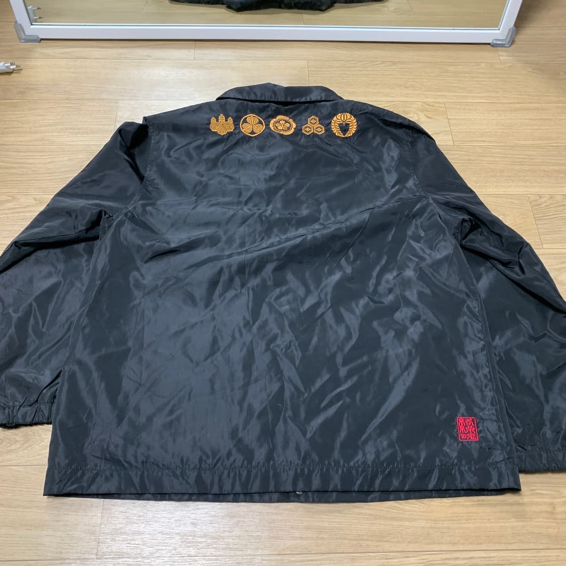 L)카라쿠리 타마시 벚꽃자수 코치자켓 상품이미지2