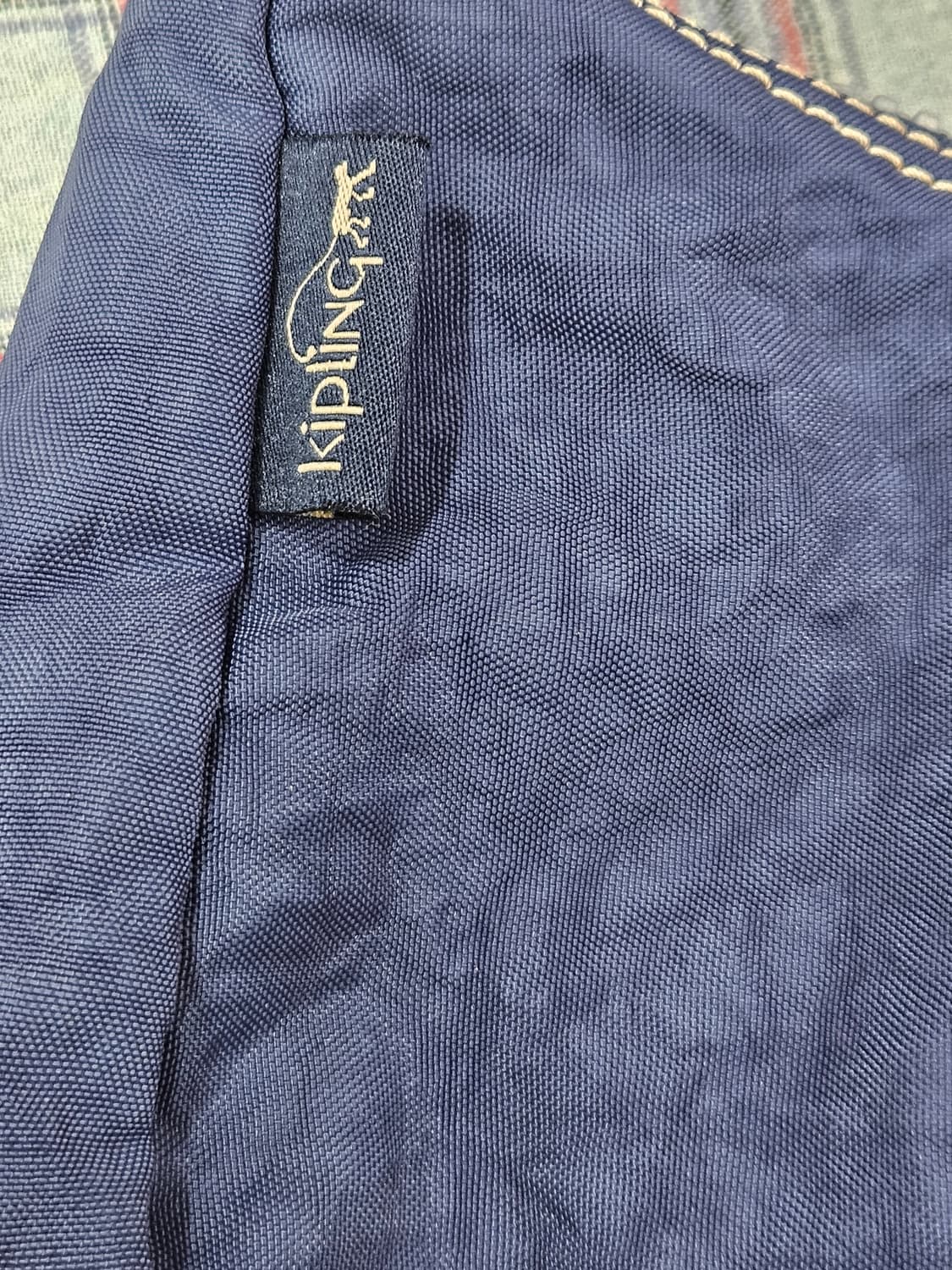 키플링(KIPLING) 반달형 투포켓 크로스백 상품이미지4