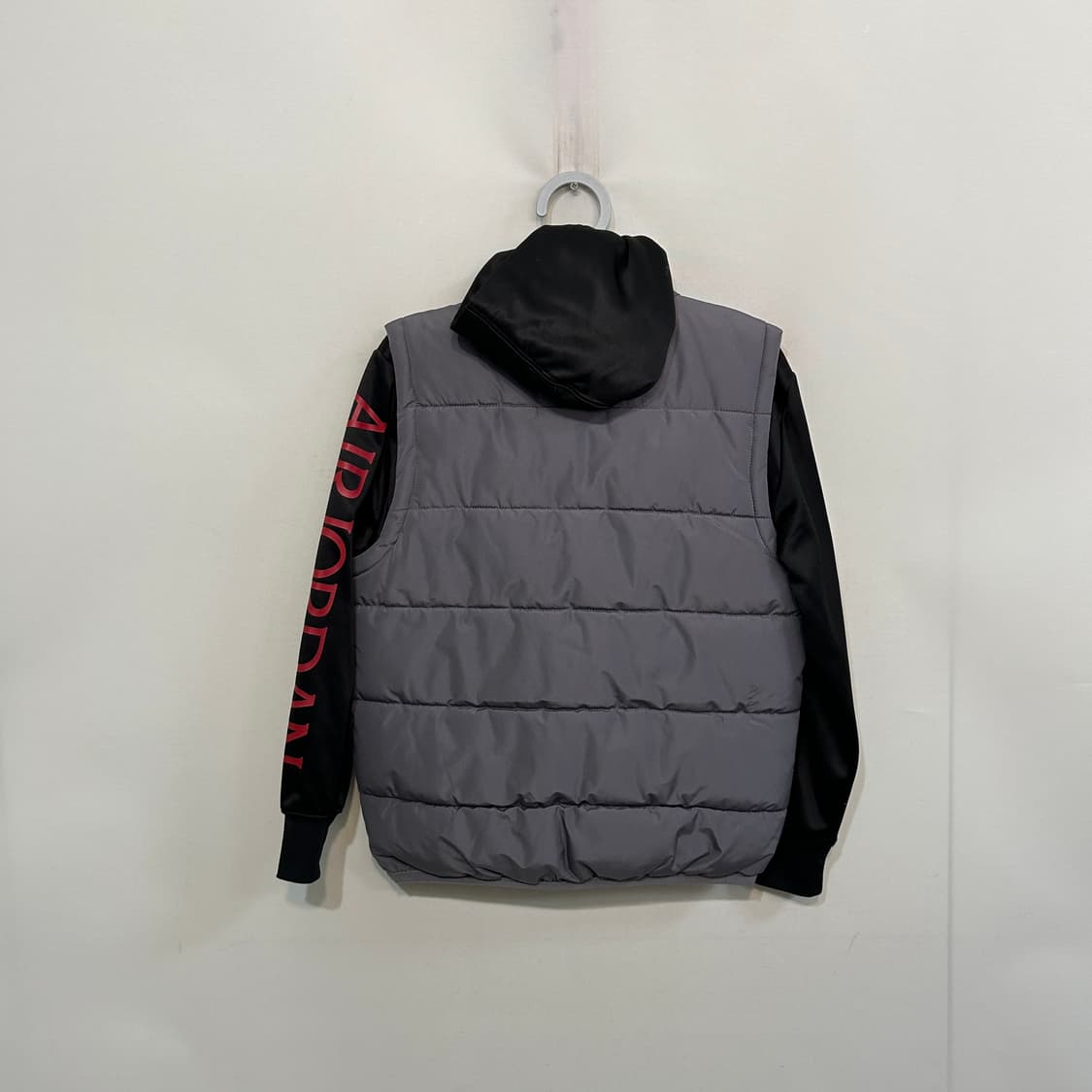 나이키 조던 키즈 패딩 M 상품이미지3