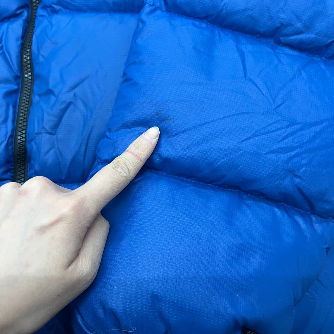 노스페이스 블루 눕시 700 패딩 상품이미지3