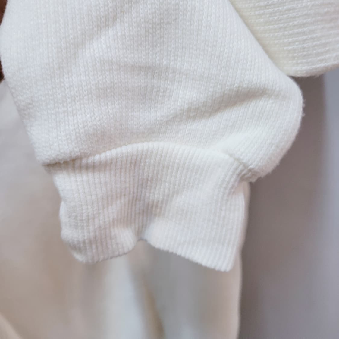 L) 커터앤백 기모 니트 반집업 상품이미지7