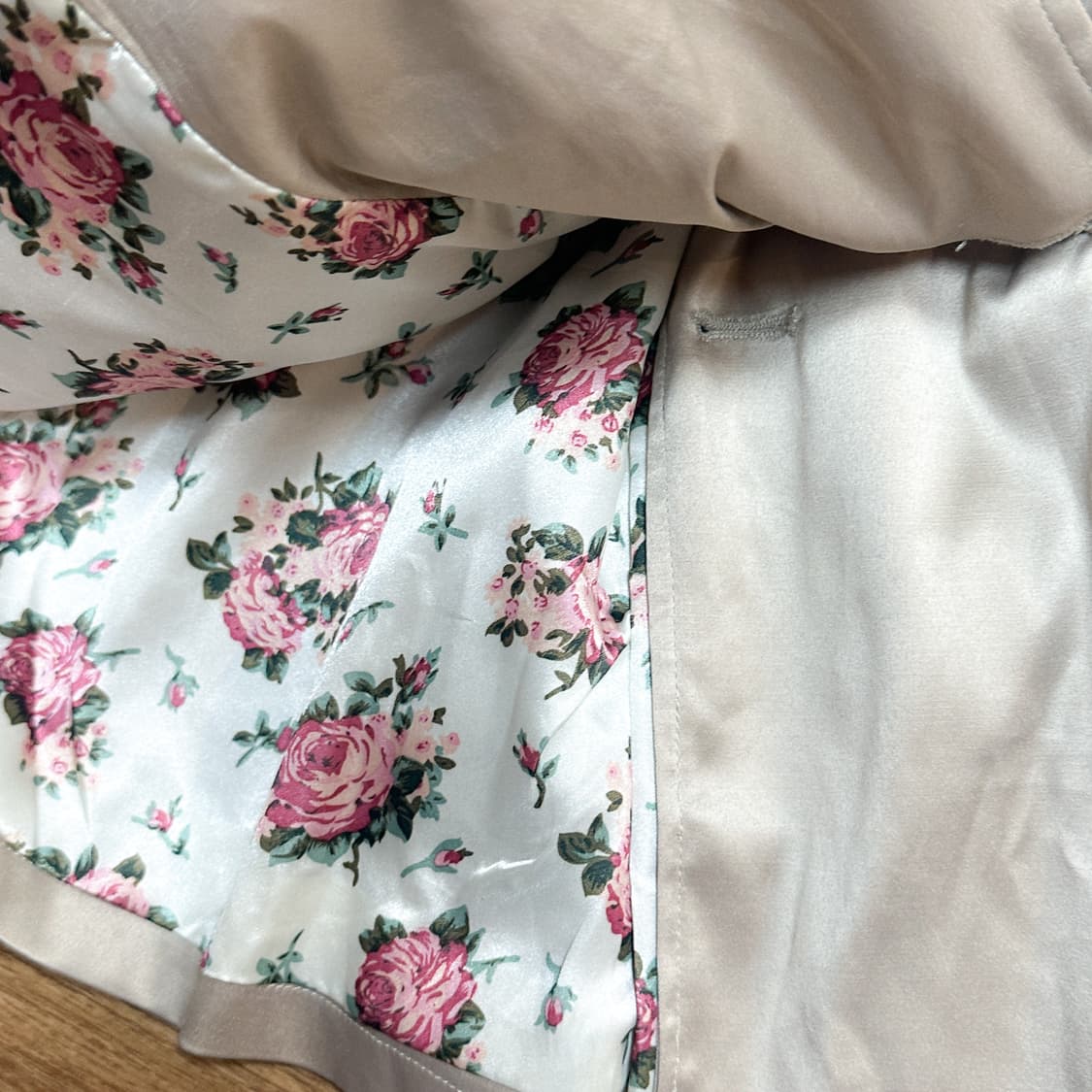 빈티지 라떼 금장 트렌치 코트 플라워 리즈리사깔 오네갸루 히메갸루 로걀 상품이미지2