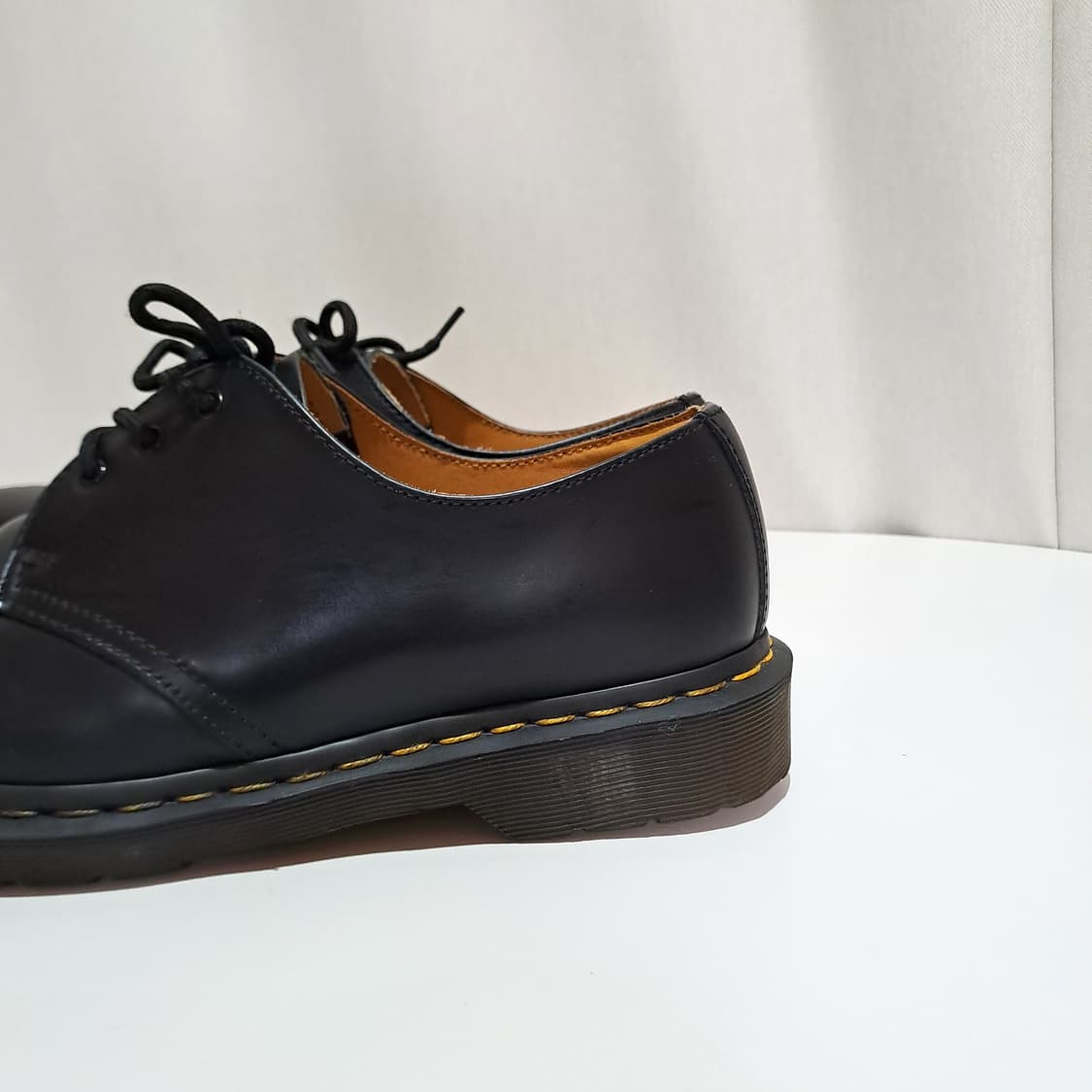 (택포) 닥터마틴 1461 스무스 UK9(280) B48 상품이미지5