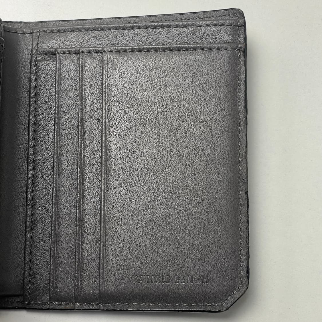 [중고] 빈치스벤치 남성 중지갑 상품이미지5