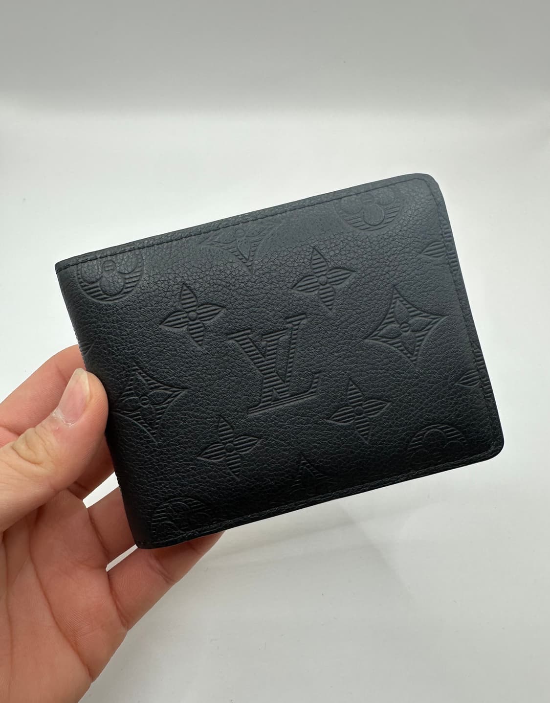 루이비통 쉐도우 반지갑 상품이미지1