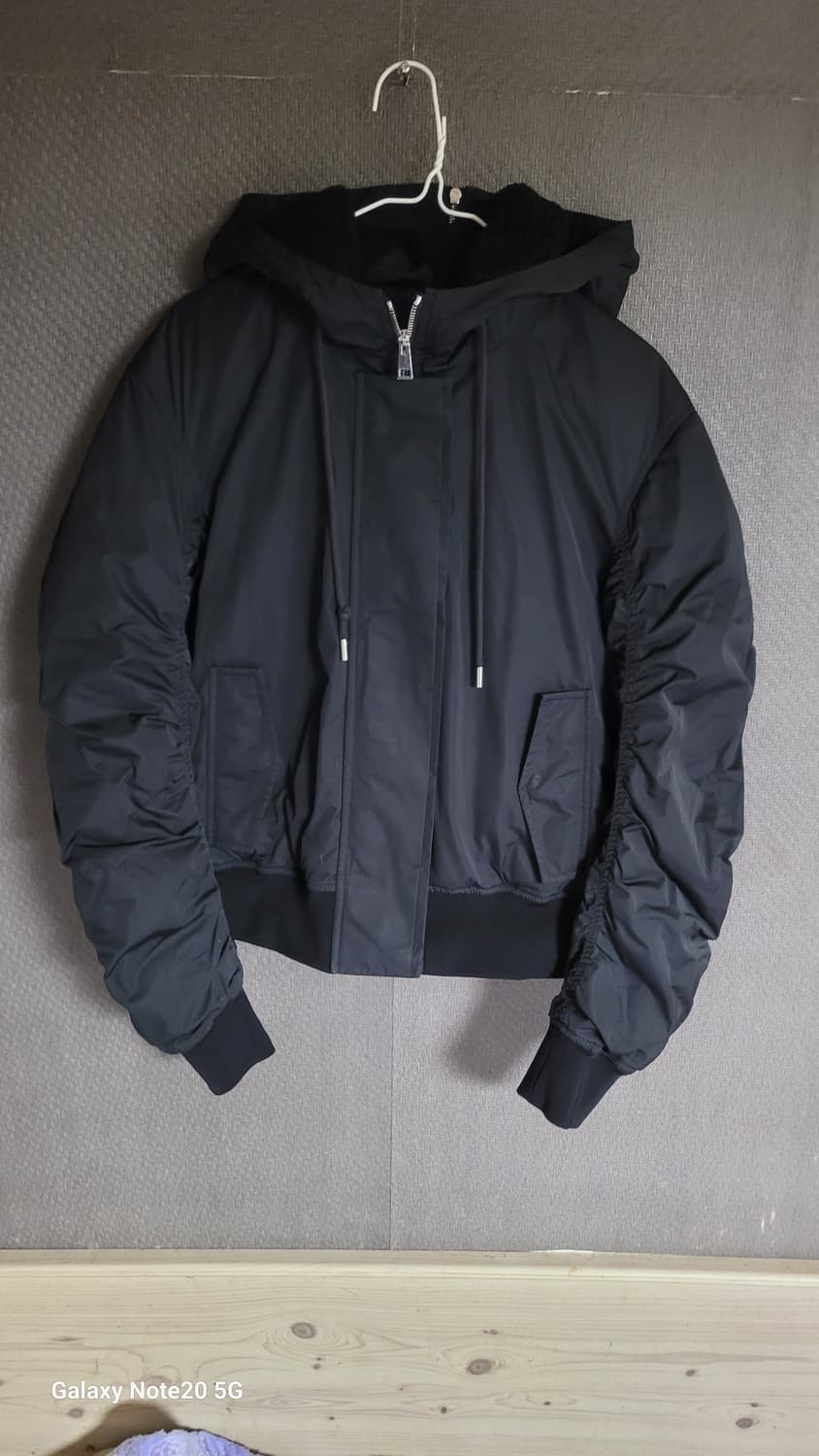 띠어리 봄버자켓 상품이미지1