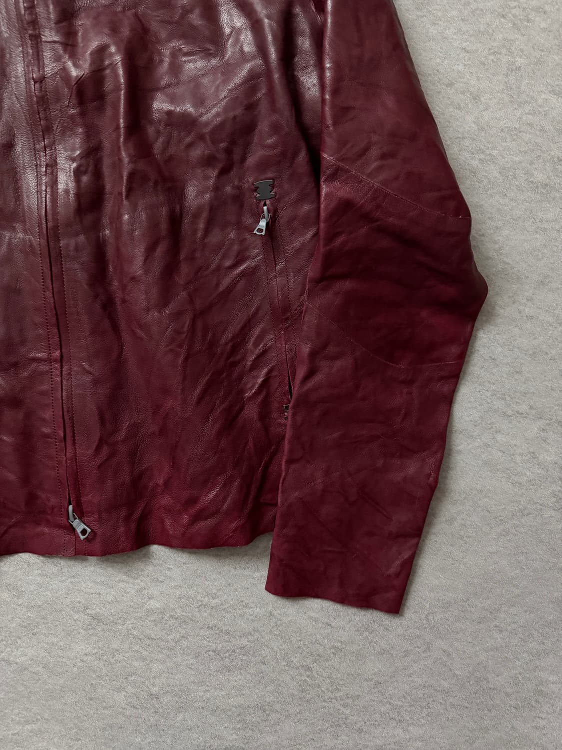 아이작 세럼 스테이플 백 디테일 레거자켓  상품이미지6