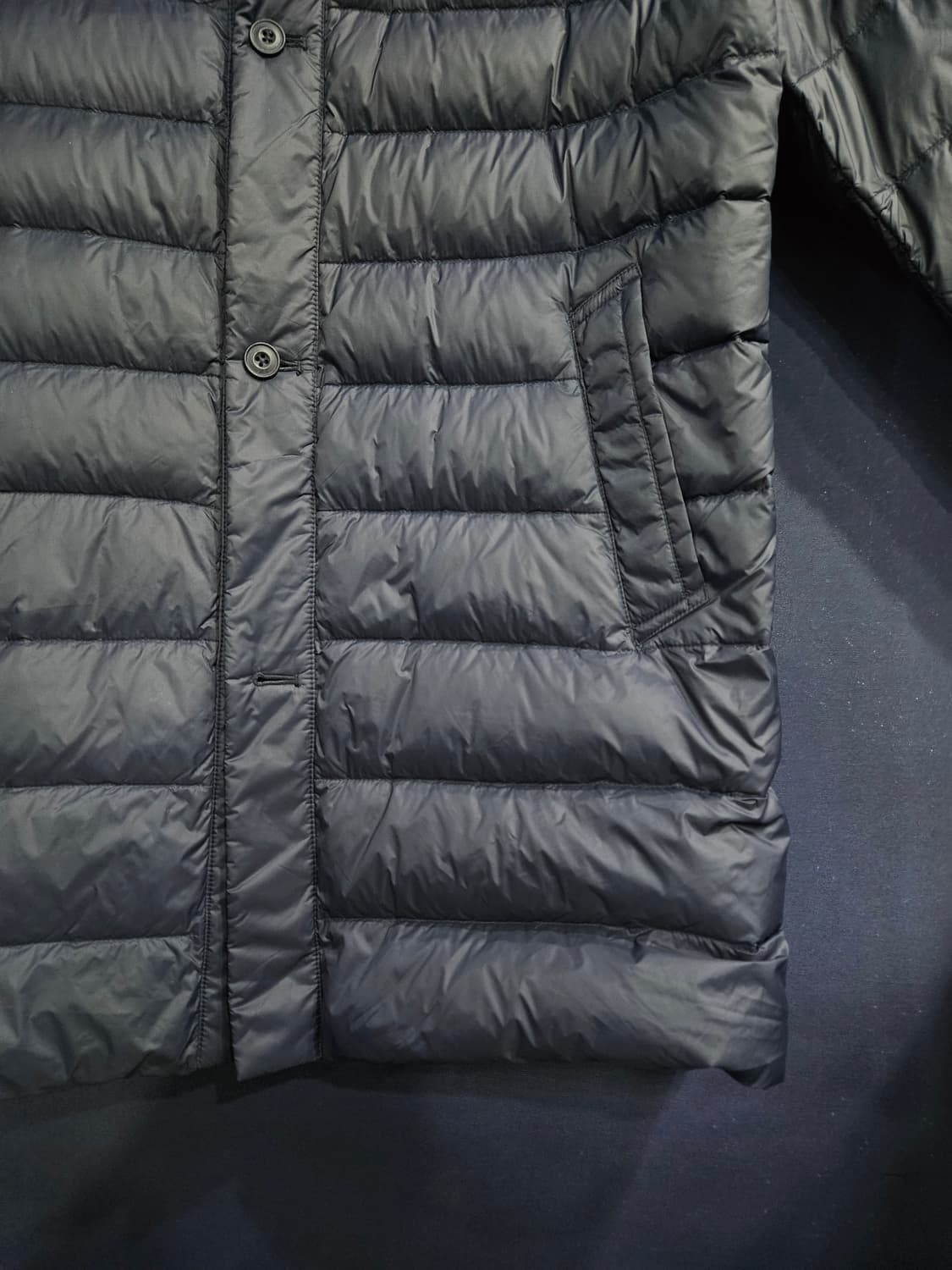 빈폴 네이비컬러 남성 105 구스다운 하프 경량패딩  상품이미지6