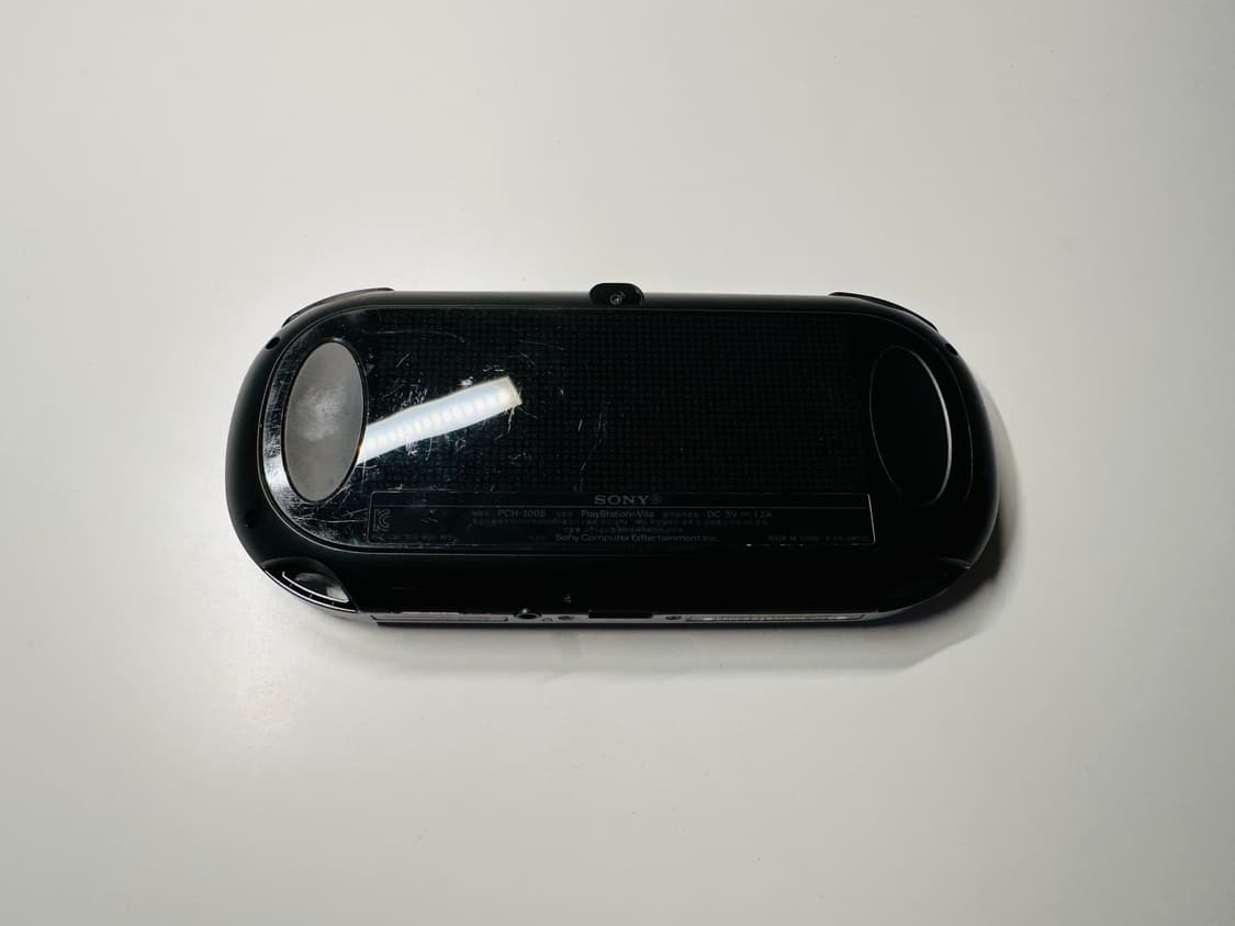 소니 PS Vita 1세대 OLED 피아노블랙 한글 정발판 + 구성품  상품이미지4