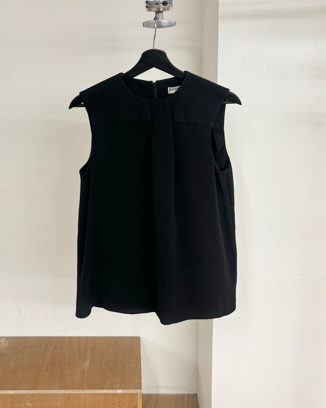 발렌시아가 블랙 A라인 슬리브리스 상품이미지1