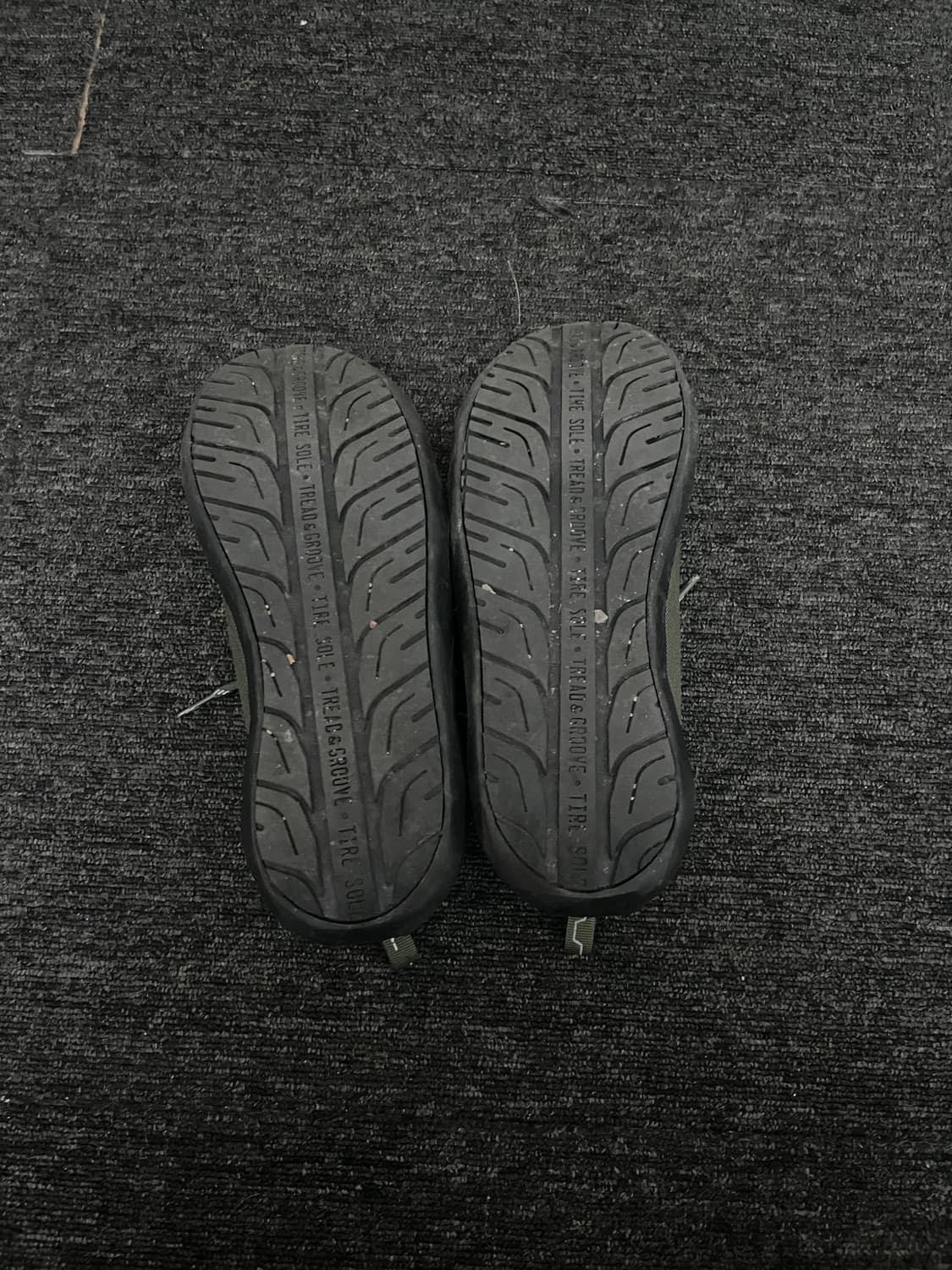 트레드앤그루브 더 그루비 카키 스니커즈 상품이미지4