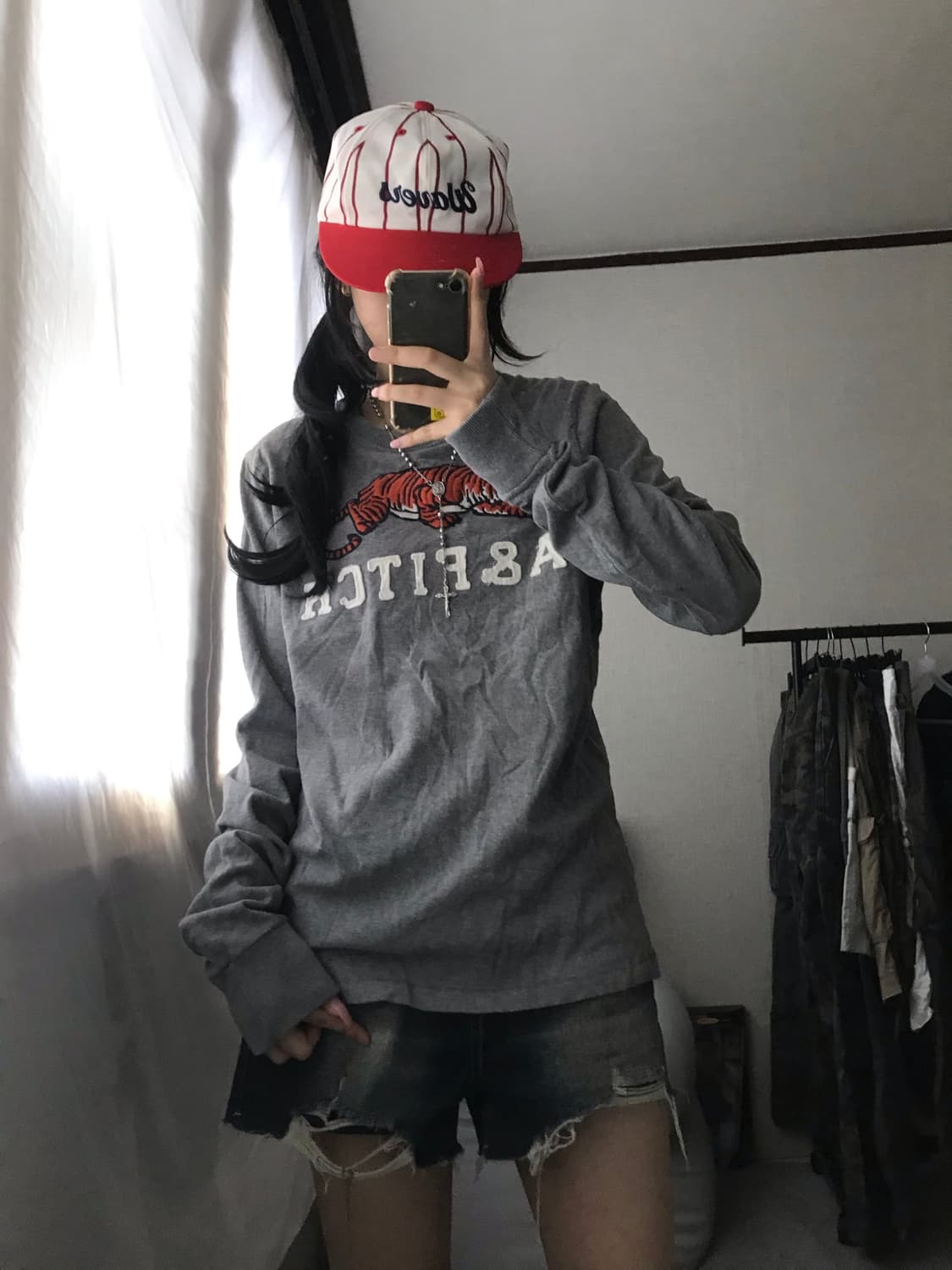 아베크롬비 그레이 롱슬리브 상품이미지1