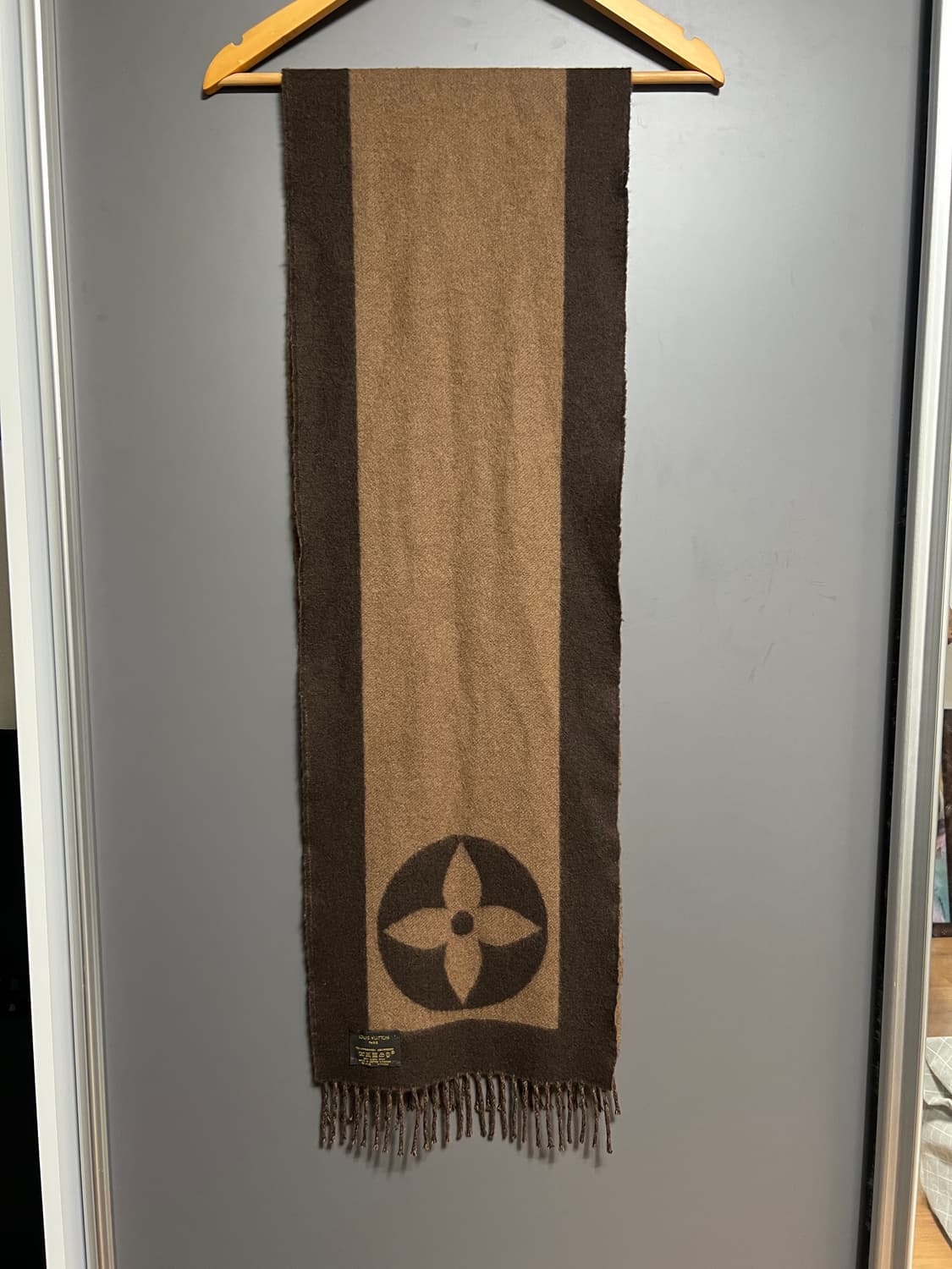 루이비통 Cardiff 머플러 상품이미지3