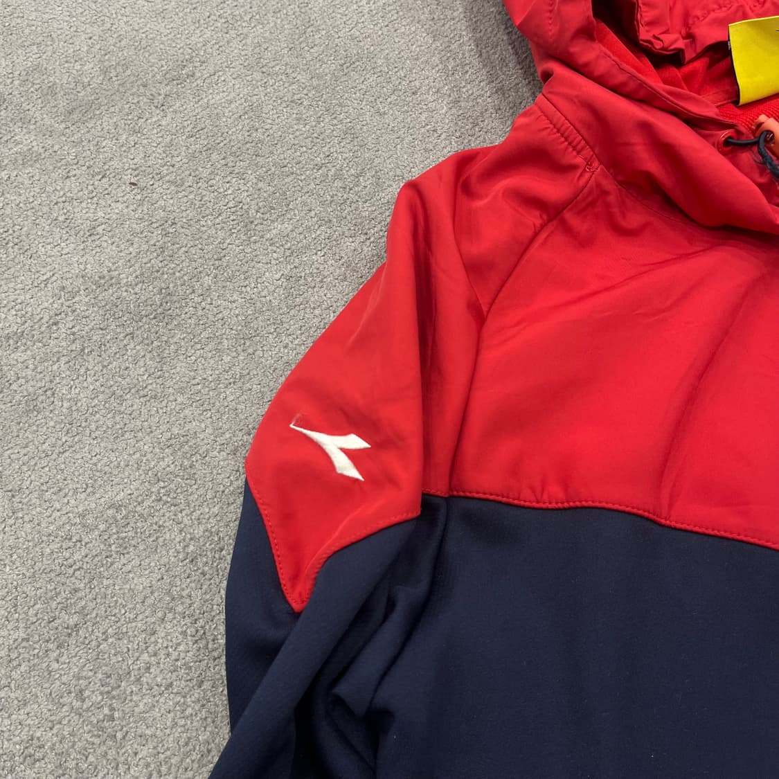 100 디아도라 후드집업 자켓 상품이미지4