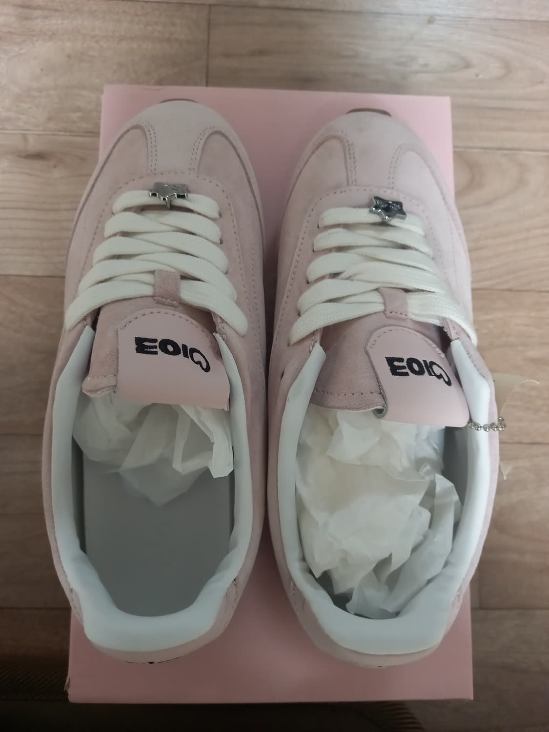 알로*지수 콜라보 스니커즈 핑크 새상품 240 상품이미지1