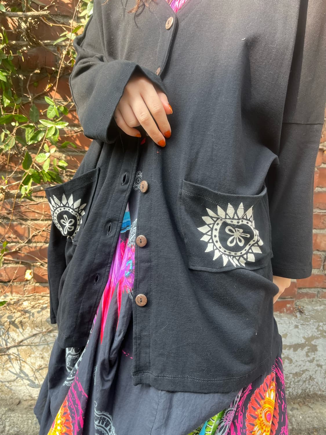 히피 문양 포인트 블랙 가디건 상품이미지2