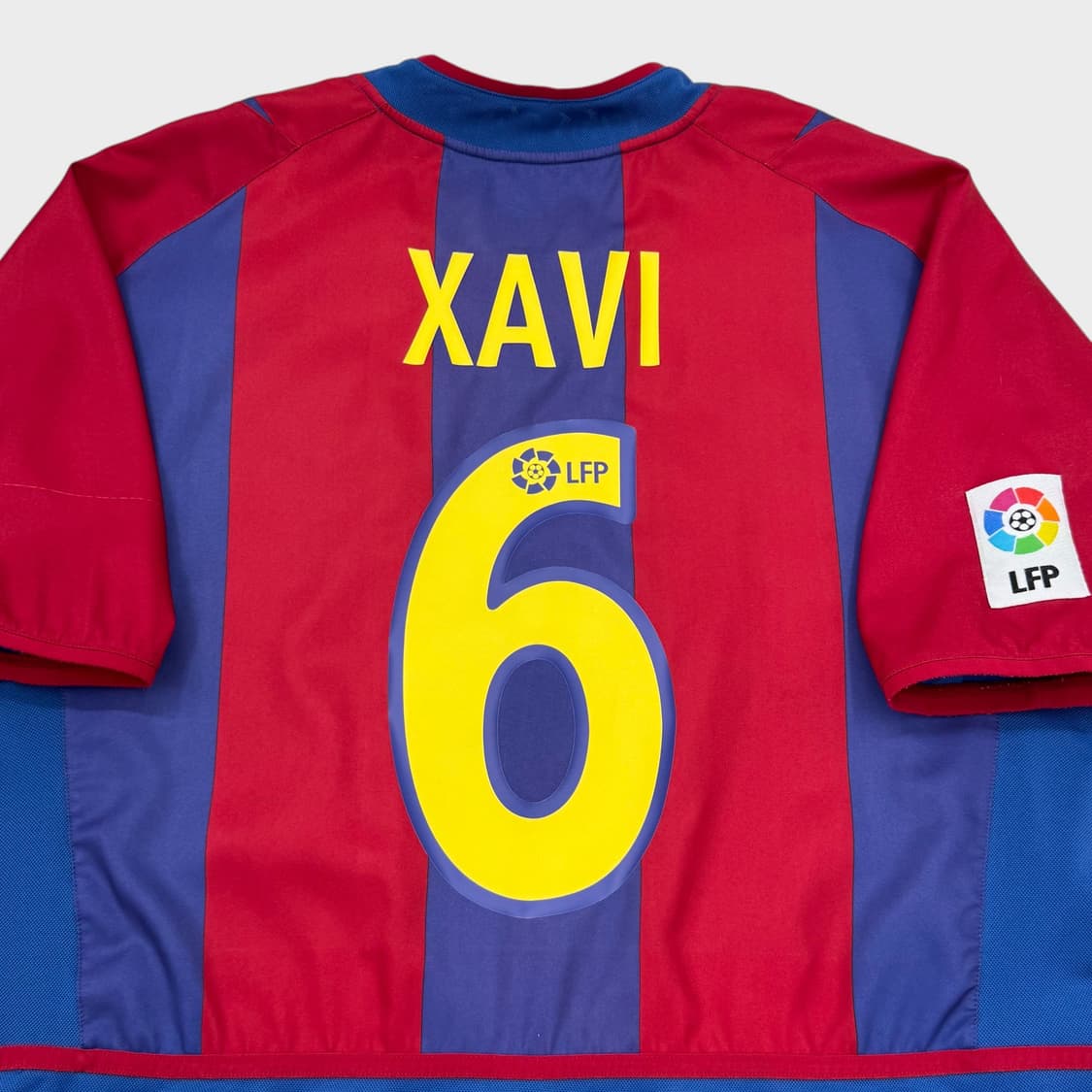 02-03 바르셀로나 홈 No.8 사비 에르난데스 상품이미지7