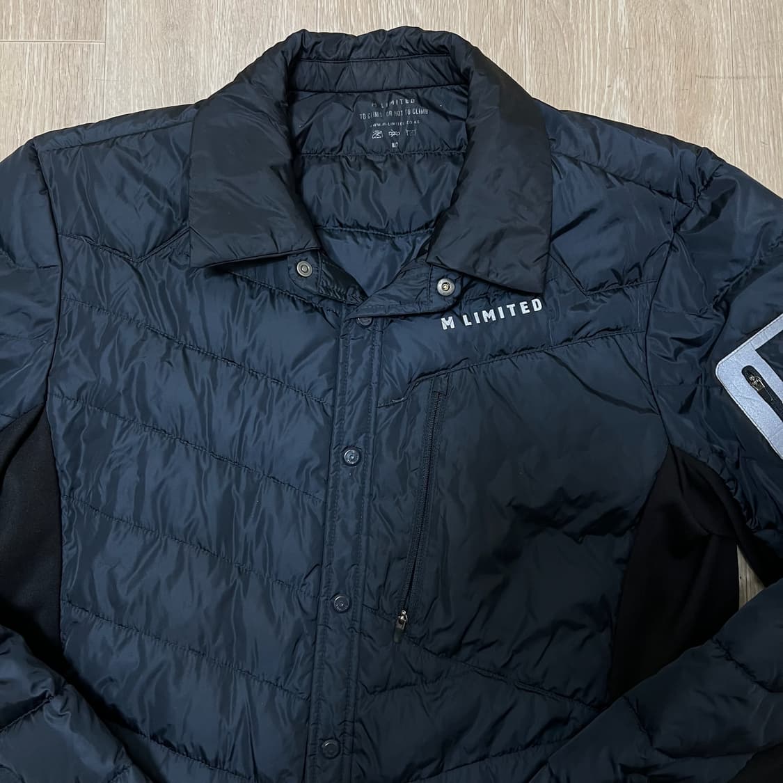 밀레 남성 스탠다드 카라 경량패딩 L/100  상품이미지2